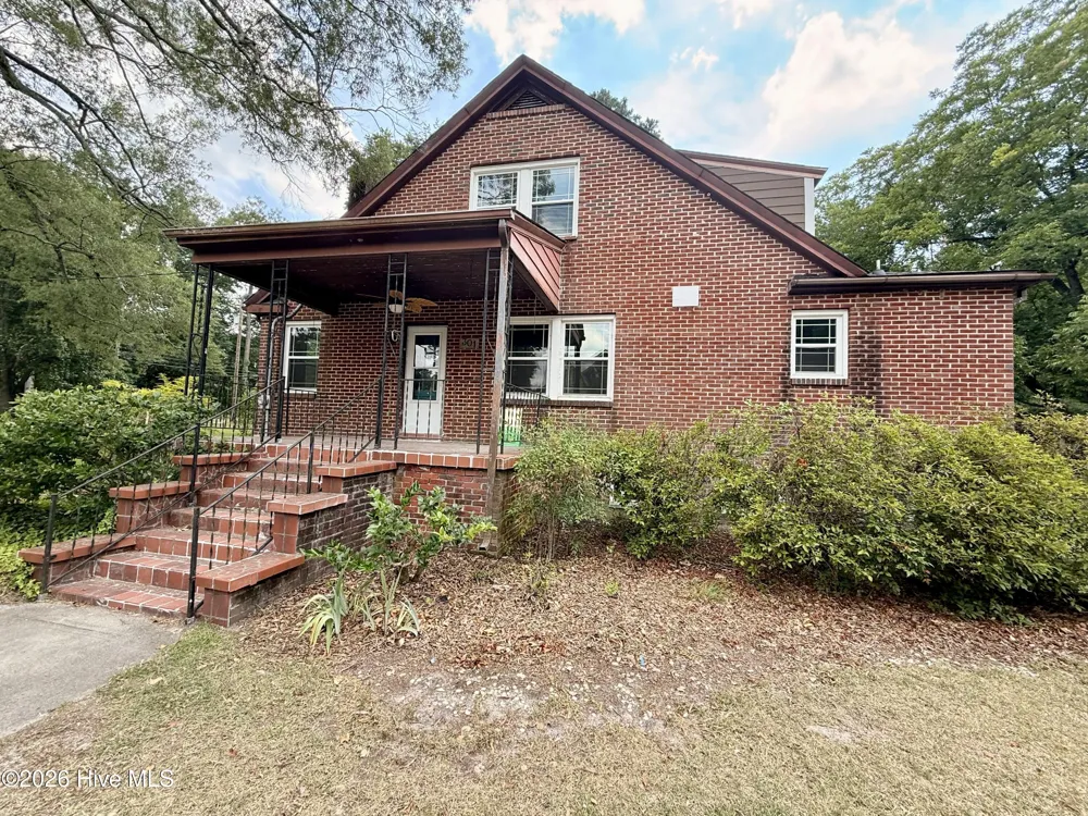 301 W Harper Street Snow Hill, NC 28580
