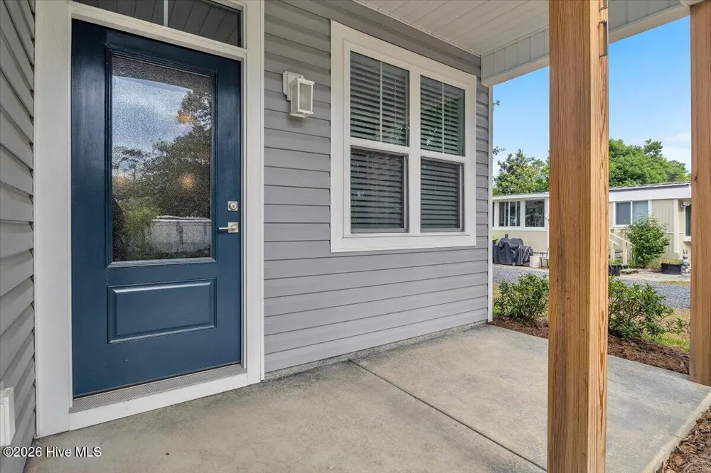 211 NE 78th Street Oak Island, NC 28465