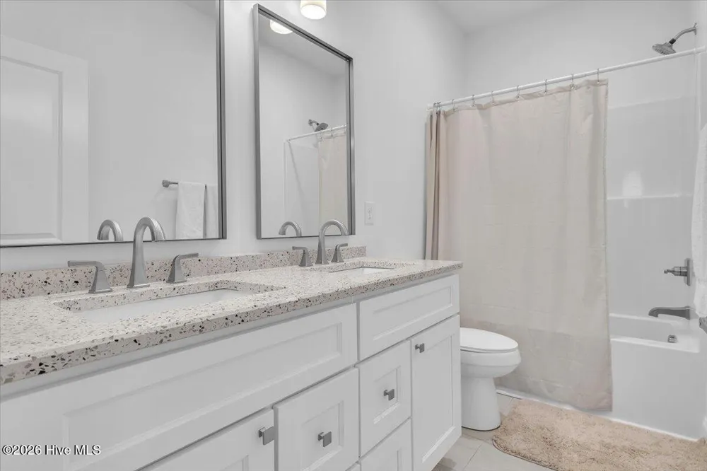 211 NE 78th Street Oak Island, NC 28465