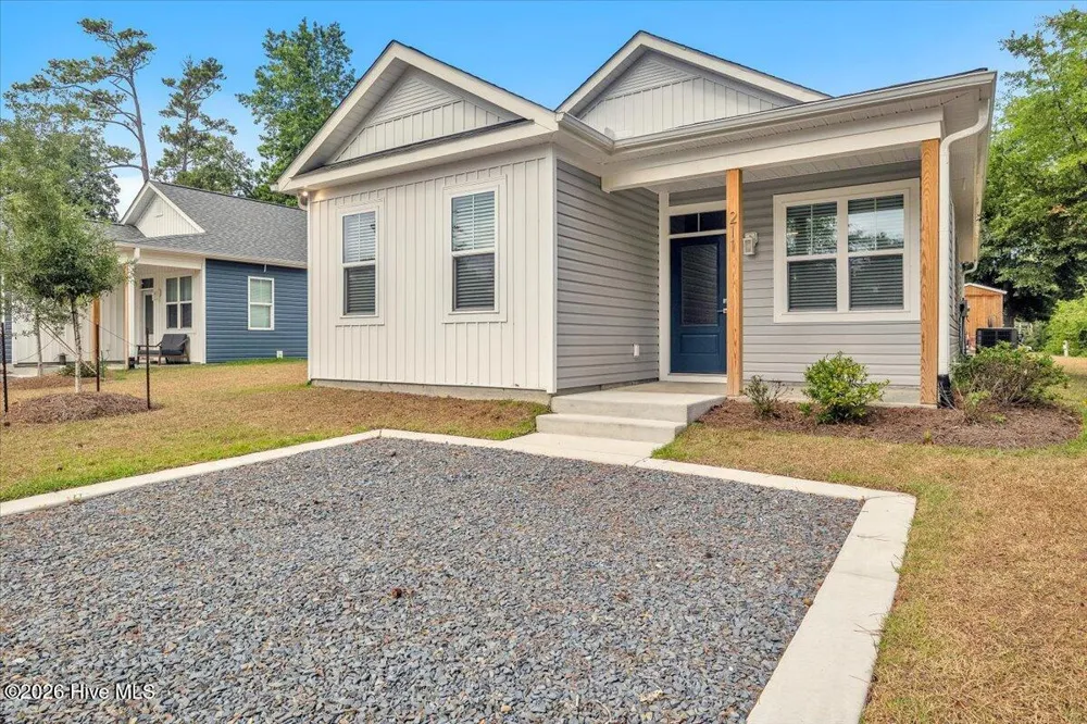 211 NE 78th Street Oak Island, NC 28465