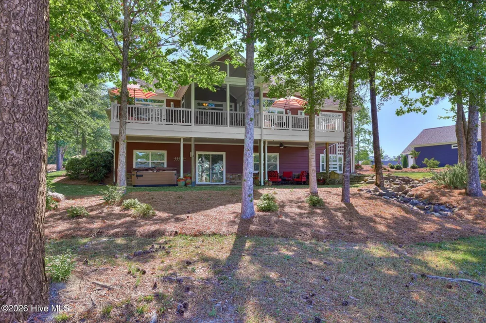 127 Laurens Drive Mccormick, SC 29835