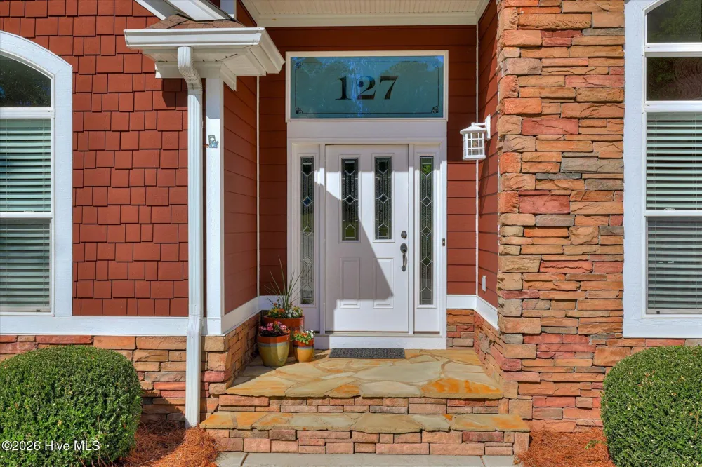 127 Laurens Drive Mccormick, SC 29835