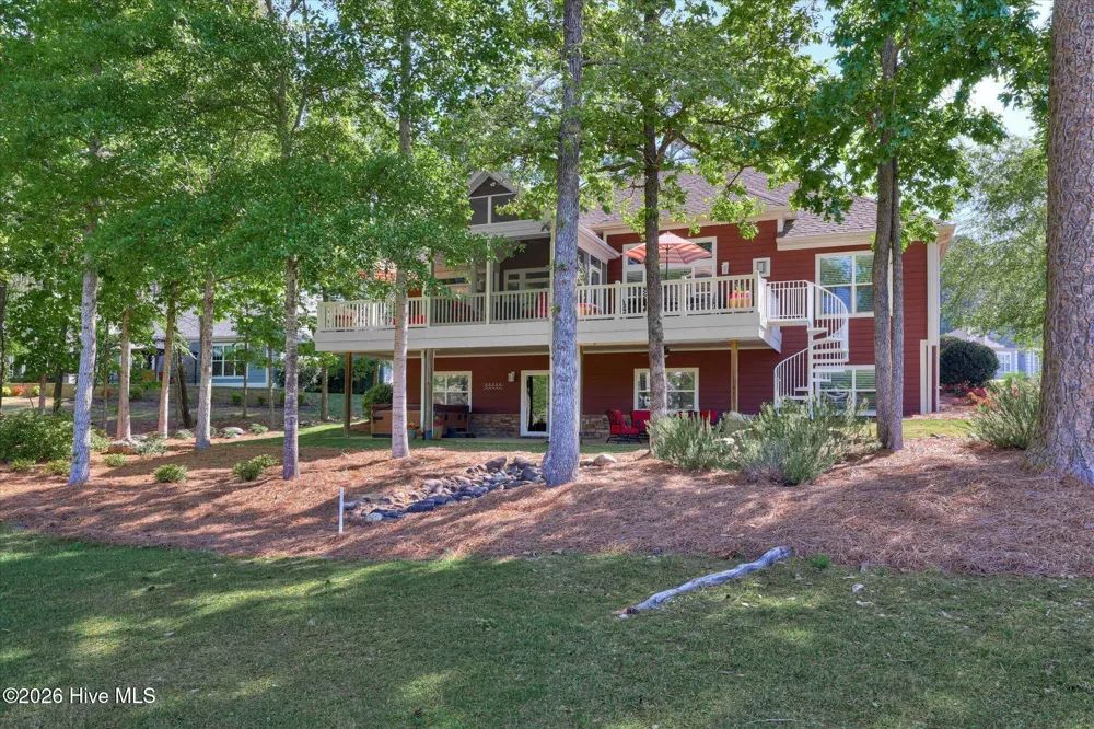 127 Laurens Drive Mccormick, SC 29835