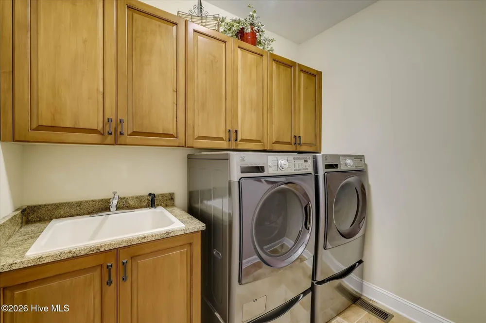 127 Laurens Drive Mccormick, SC 29835
