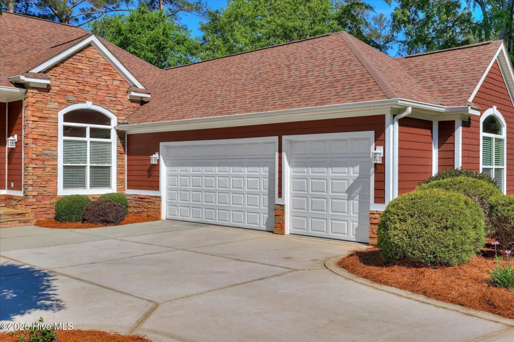127 Laurens Drive Mccormick, SC 29835