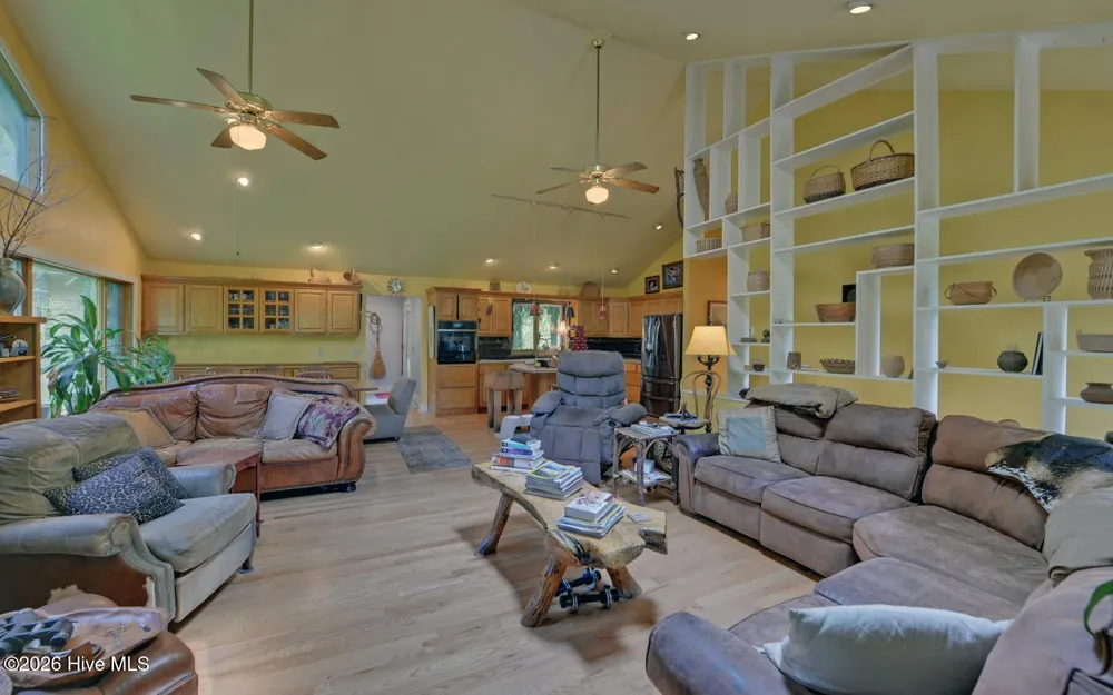 475 Rivercane Road Brasstown, NC 28902