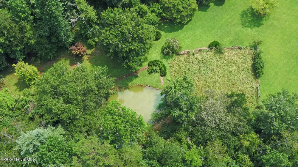 475 Rivercane Road Brasstown, NC 28902