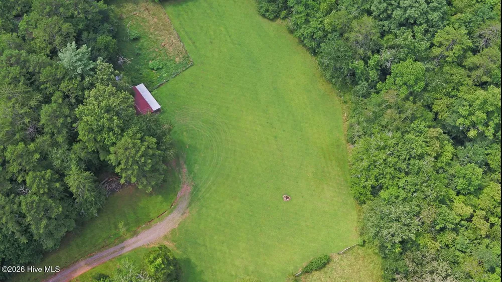 475 Rivercane Road Brasstown, NC 28902