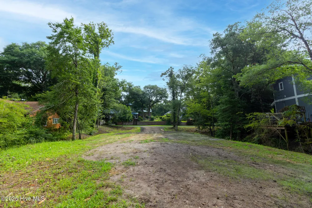 117 White Ash Drive Pine Knoll Shores, NC 28512
