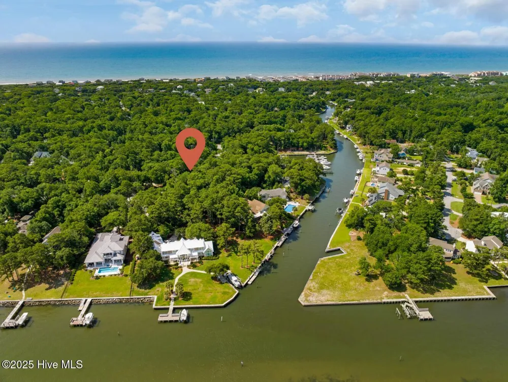 117 White Ash Drive Pine Knoll Shores, NC 28512