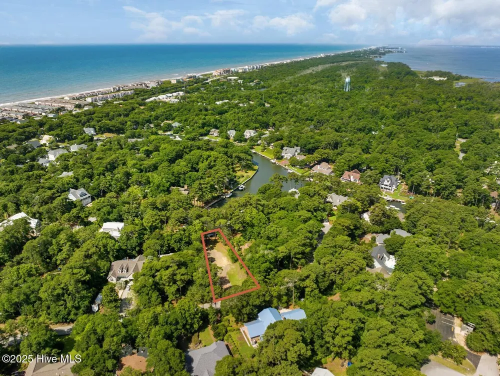 117 White Ash Drive Pine Knoll Shores, NC 28512