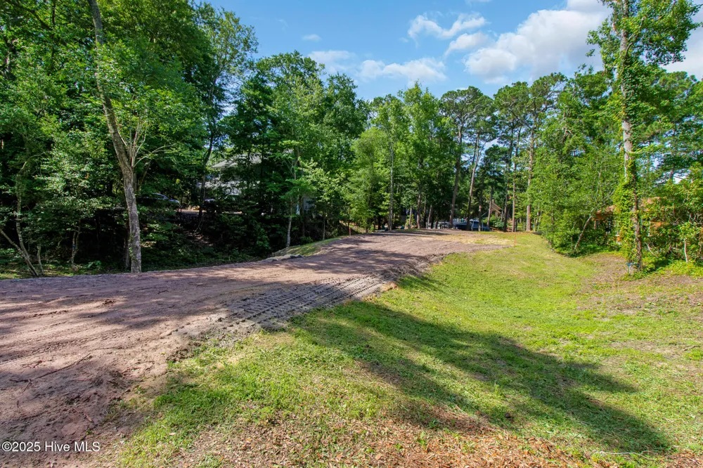 117 White Ash Drive Pine Knoll Shores, NC 28512