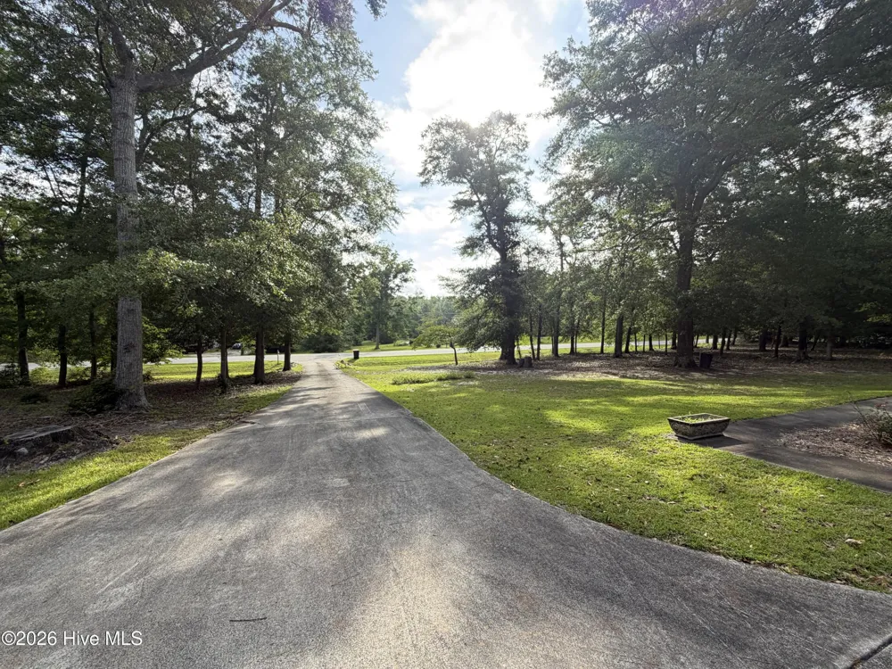 1331 Carl Drive Thomson, GA 30824