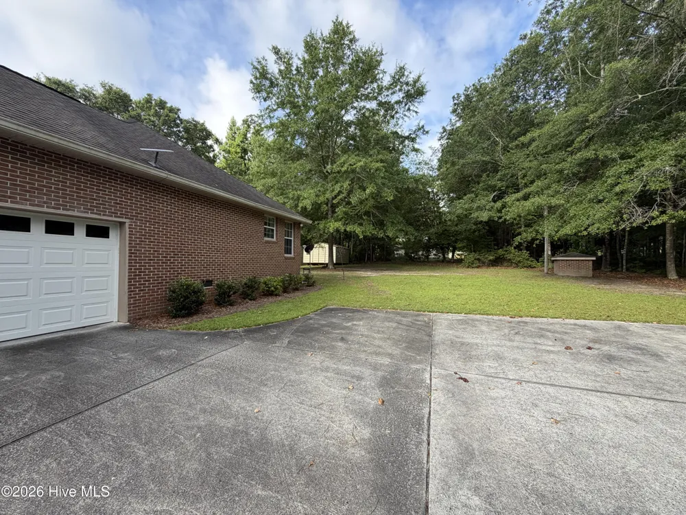 1331 Carl Drive Thomson, GA 30824