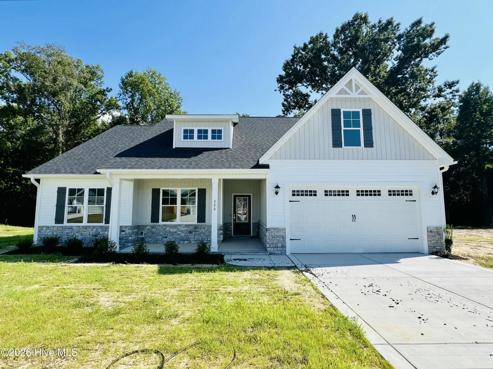 306 Creeks Edge Drive Pikeville, NC 27863
