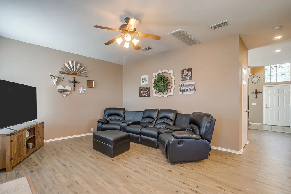 6509 Nottinghill Court North Richland Hills, TX 76180