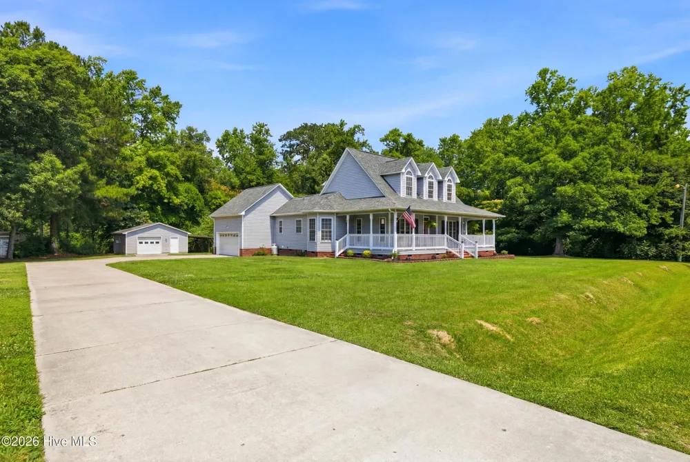 110 Baysden Road Chinquapin, NC 28521
