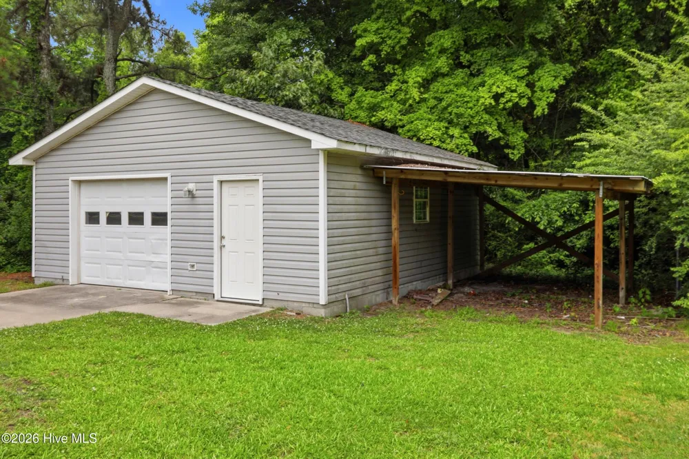 110 Baysden Road Chinquapin, NC 28521
