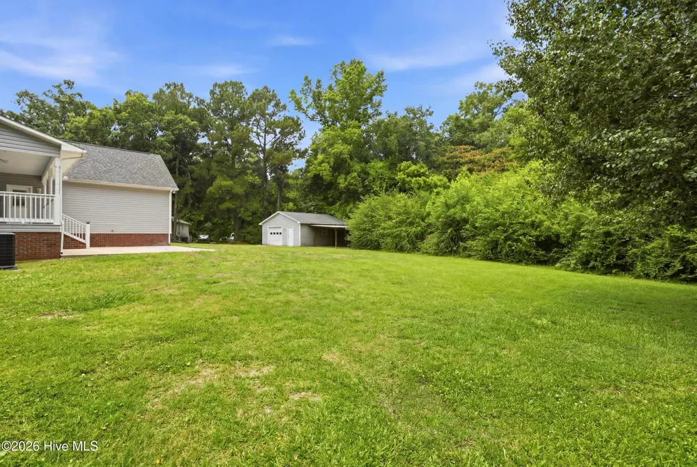 110 Baysden Road Chinquapin, NC 28521