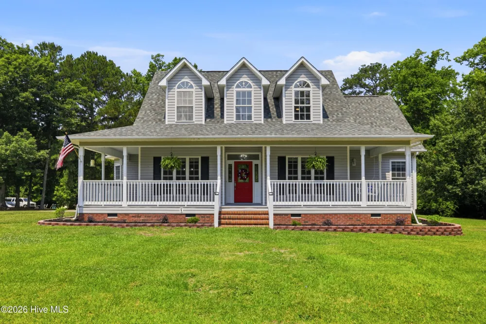 110 Baysden Road Chinquapin, NC 28521