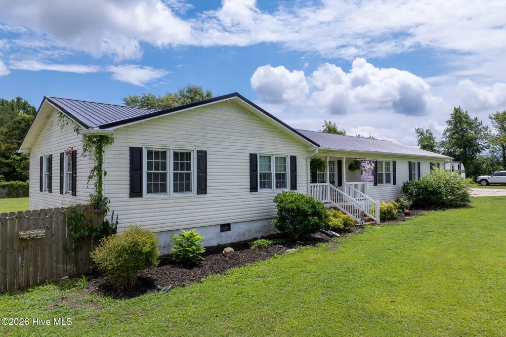 388 Comfort Road Richlands, NC 28574