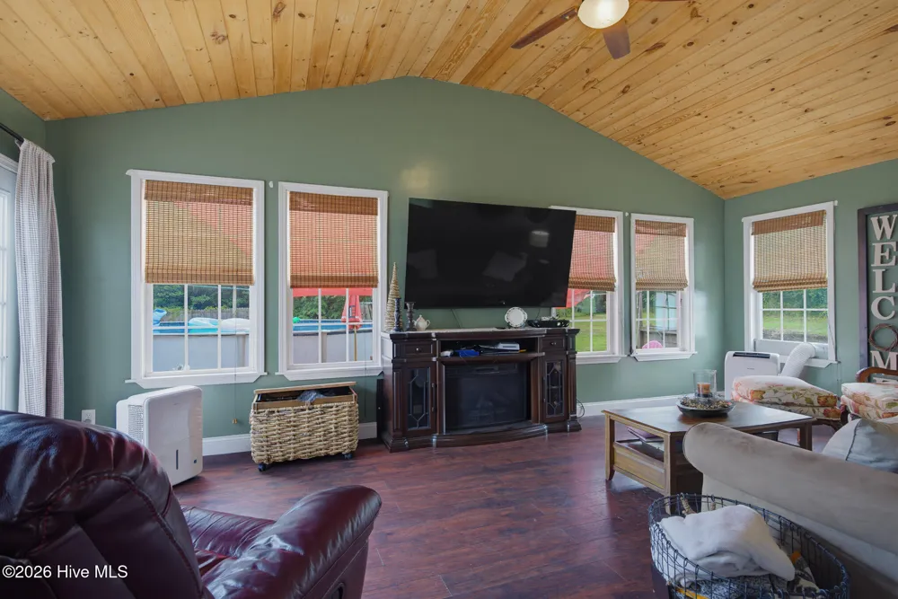 388 Comfort Road Richlands, NC 28574