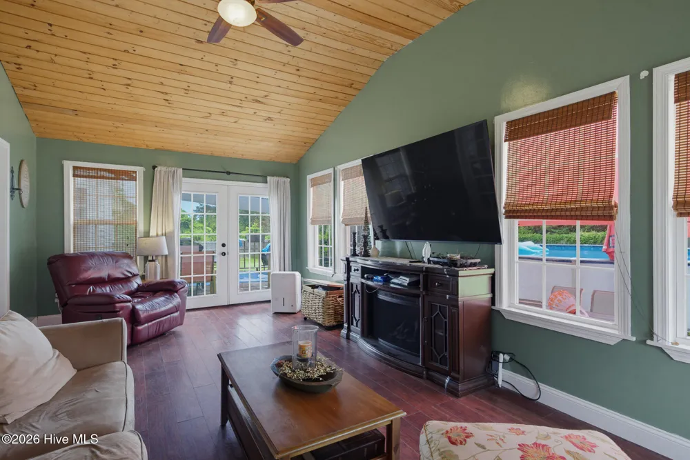 388 Comfort Road Richlands, NC 28574