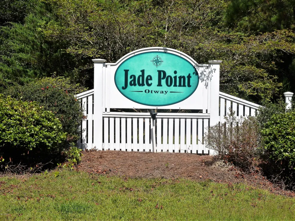 122 Jade Street Beaufort, NC 28516