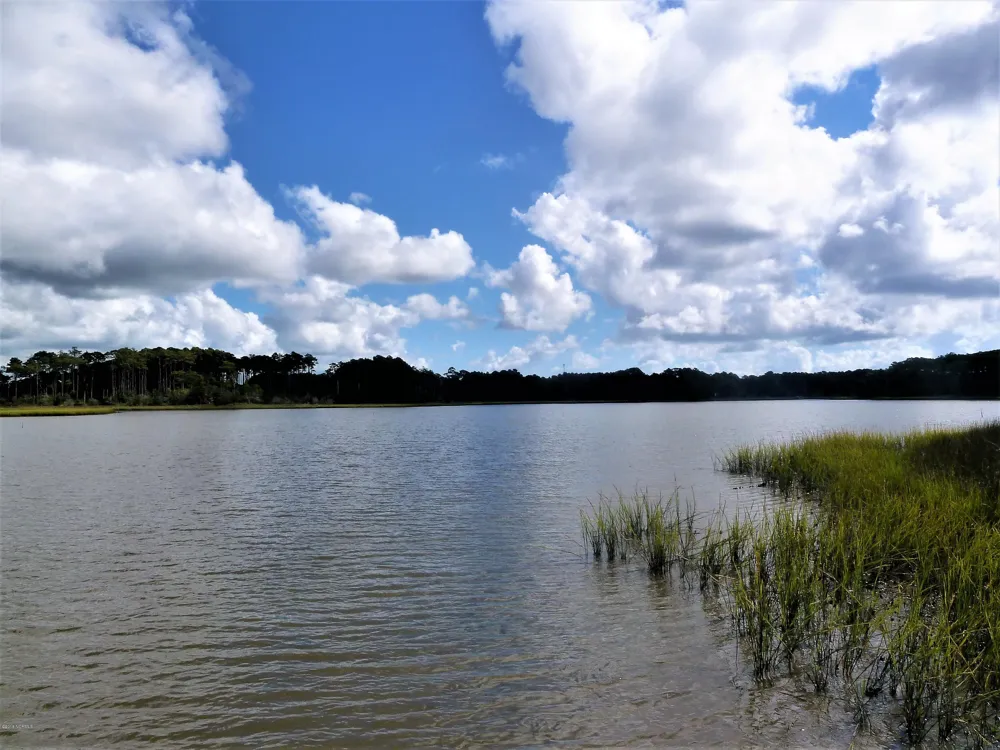 122 Jade Street Beaufort, NC 28516