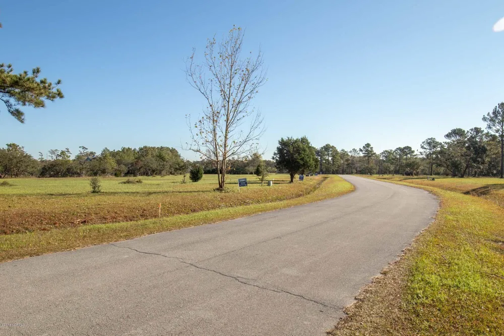 122 Jade Street Beaufort, NC 28516