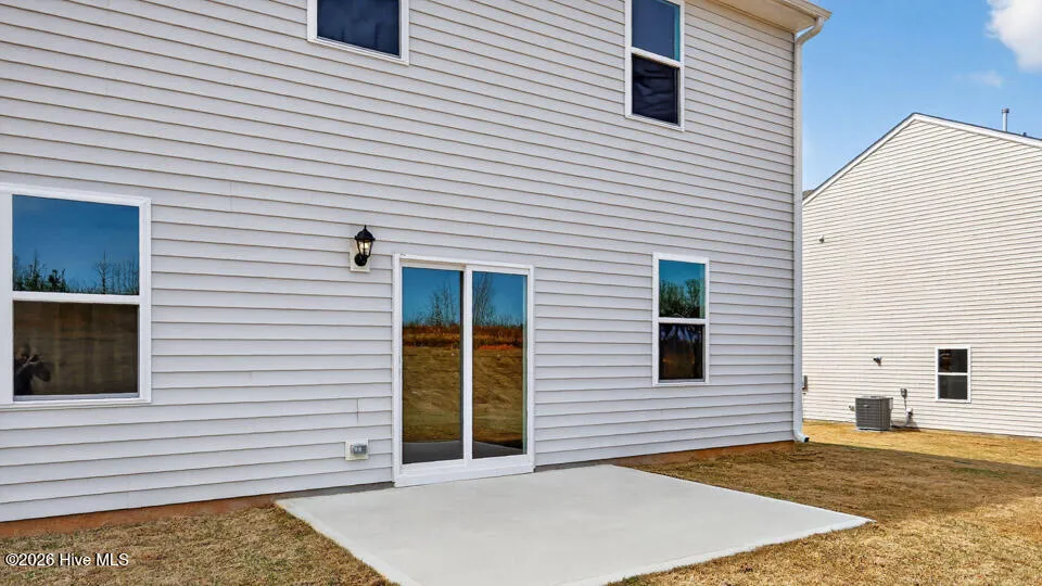 1138 Aviator Lane Ayden, NC 28513