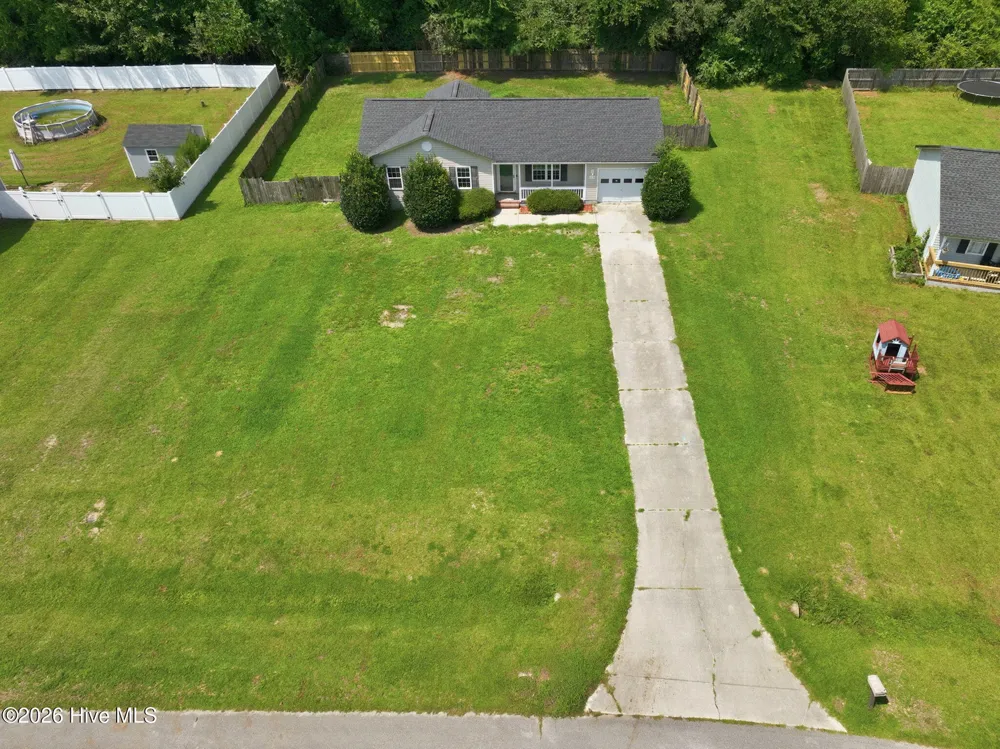 114 Pear Tree Lane Richlands, NC 28574
