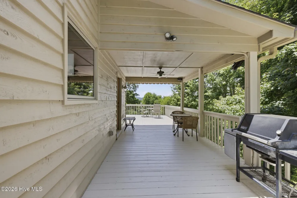 820 Chimney Ridge Drive Topton, NC 28781