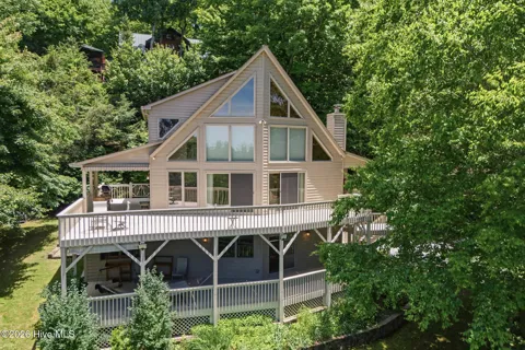 820 Chimney Ridge Drive