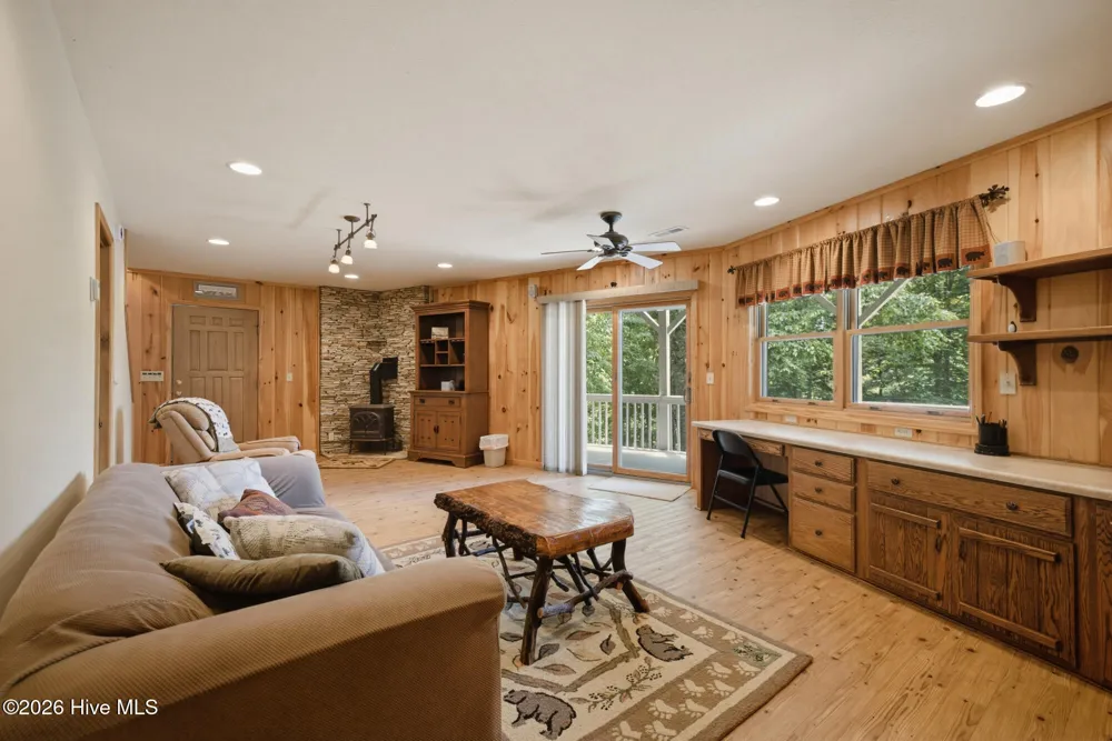 820 Chimney Ridge Drive Topton, NC 28781