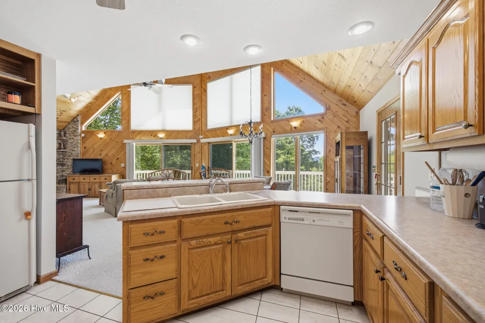 820 Chimney Ridge Drive Topton, NC 28781