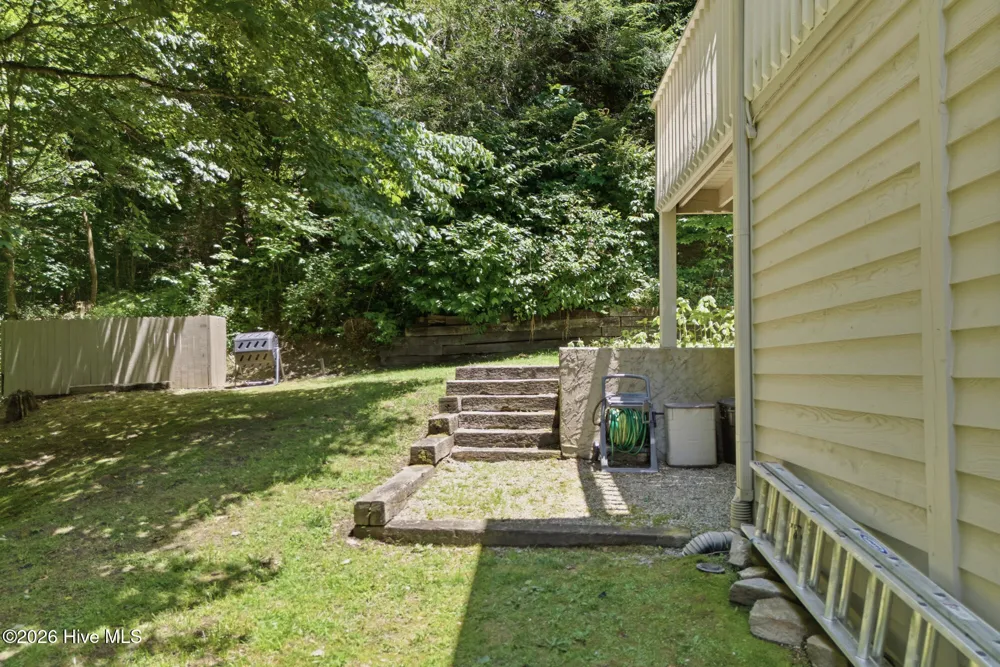 820 Chimney Ridge Drive Topton, NC 28781