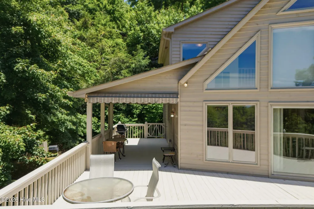 820 Chimney Ridge Drive Topton, NC 28781