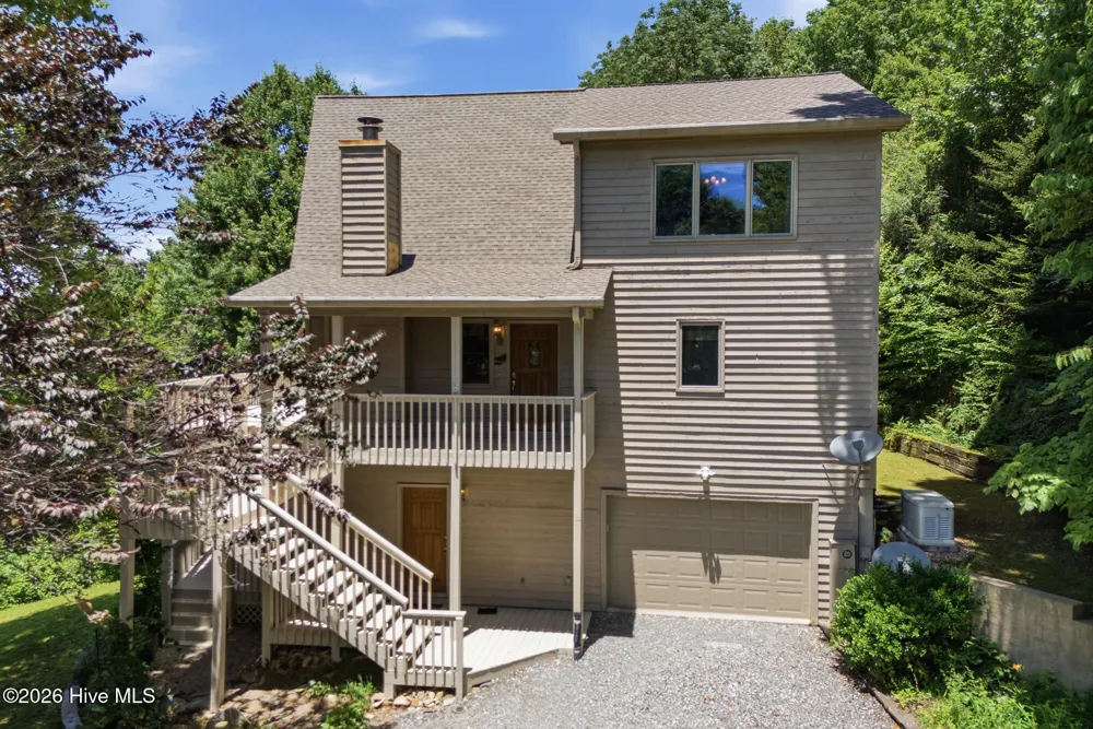 820 Chimney Ridge Drive Topton, NC 28781