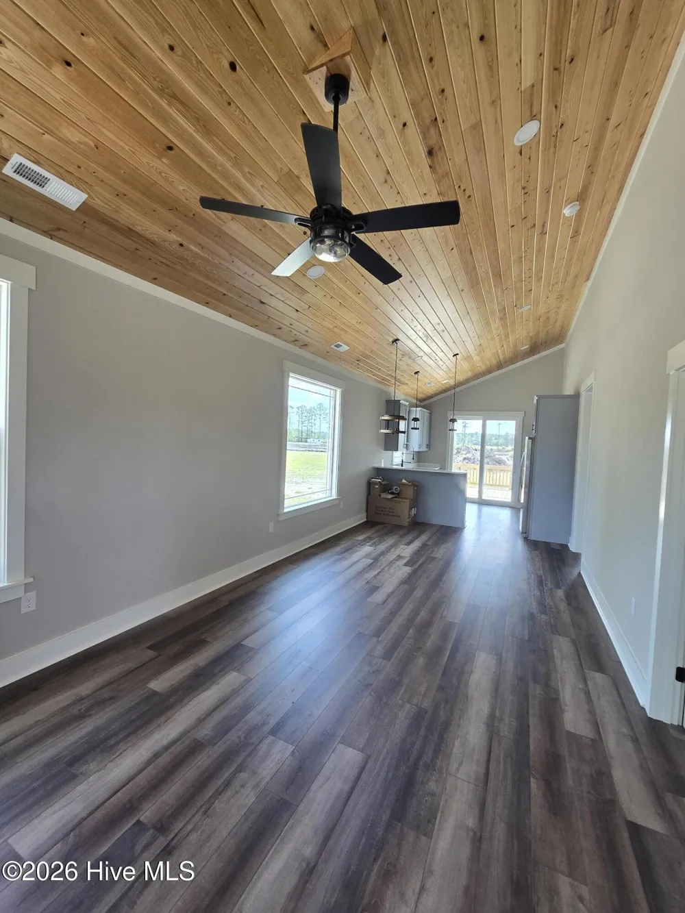 579 Stokestown Road Wallace, NC 28466
