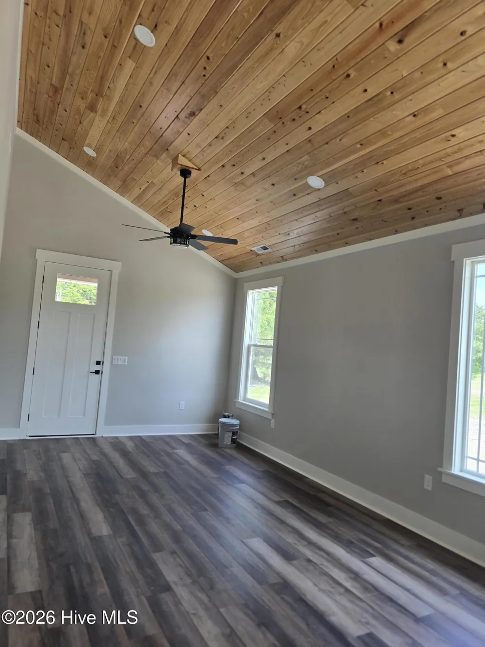 579 Stokestown Road Wallace, NC 28466
