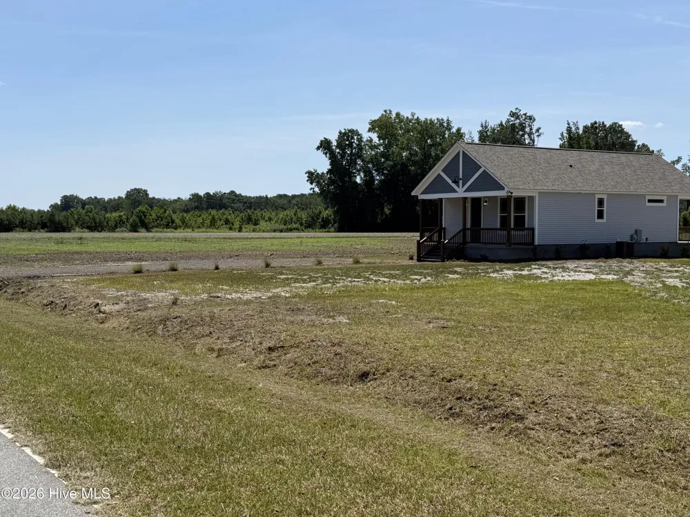 579 Stokestown Road Wallace, NC 28466
