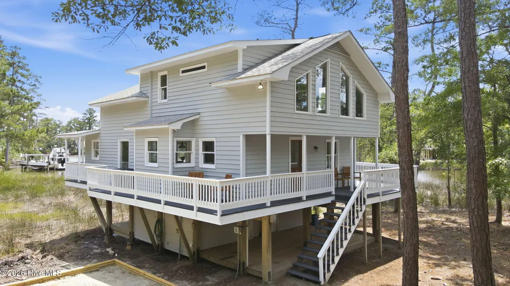 954 Fork Point Road Oriental, NC 28571