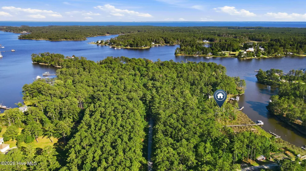 954 Fork Point Road Oriental, NC 28571