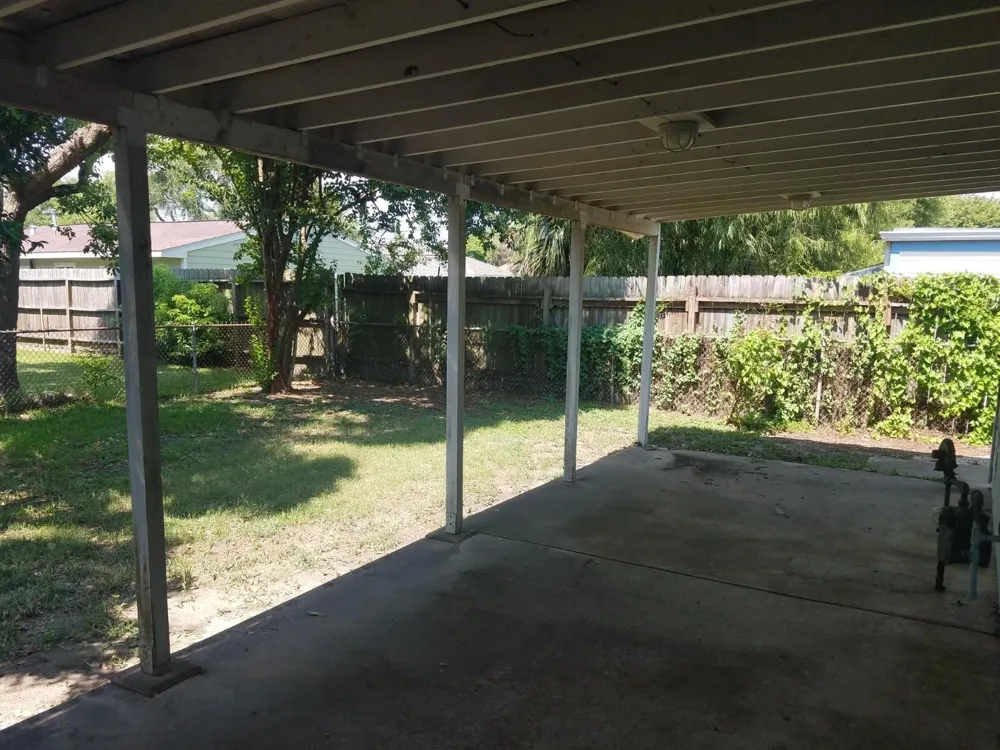 114 Dolphin Avenue Galveston, TX 77550
