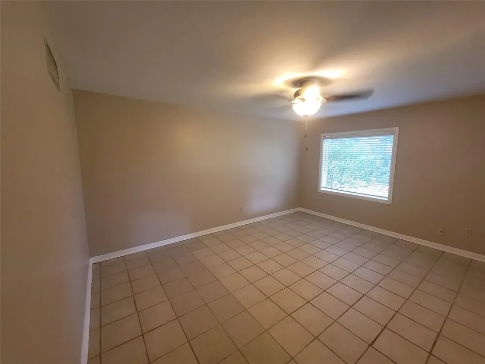 114 Dolphin Avenue Galveston, TX 77550
