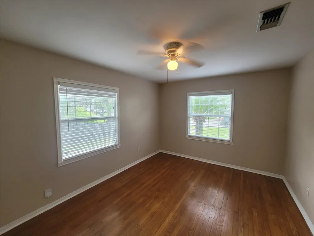 114 Dolphin Avenue Galveston, TX 77550
