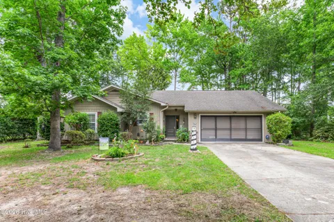 5 Topsail Court