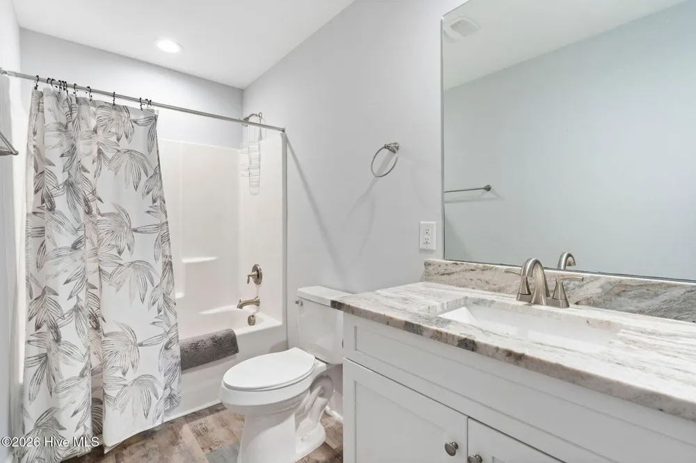 107 Whispering Pine Lane Holly Ridge, NC 28445