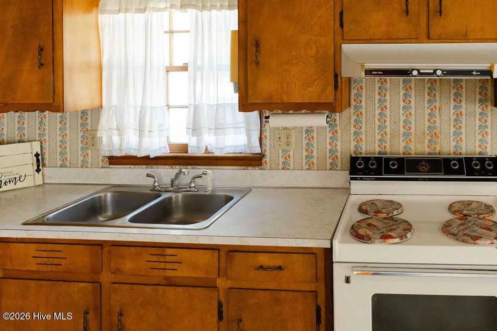 1612 Fairground Road Dunn, NC 28334